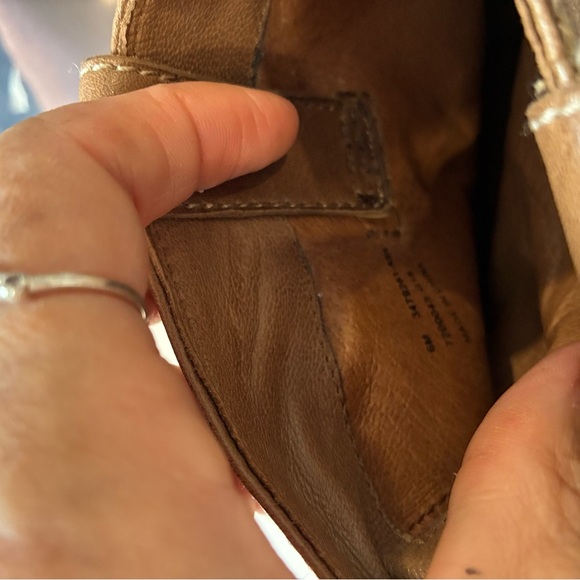 Frye Women's Anna Short Round Toe Leather Boots size 6 - Picture 5 of 7